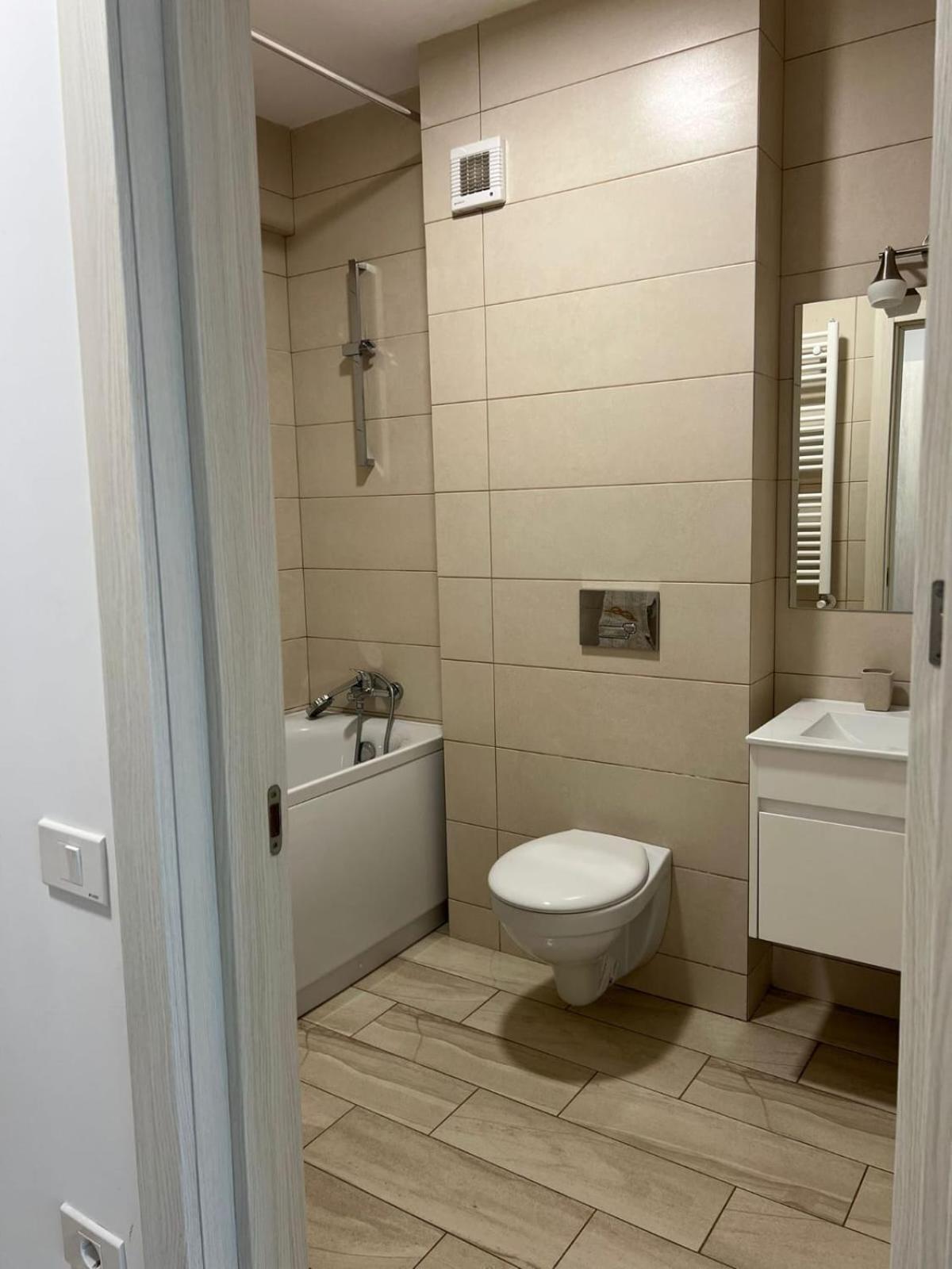 Valcom Residents Coresi 2 Camere Braşov Esterno foto